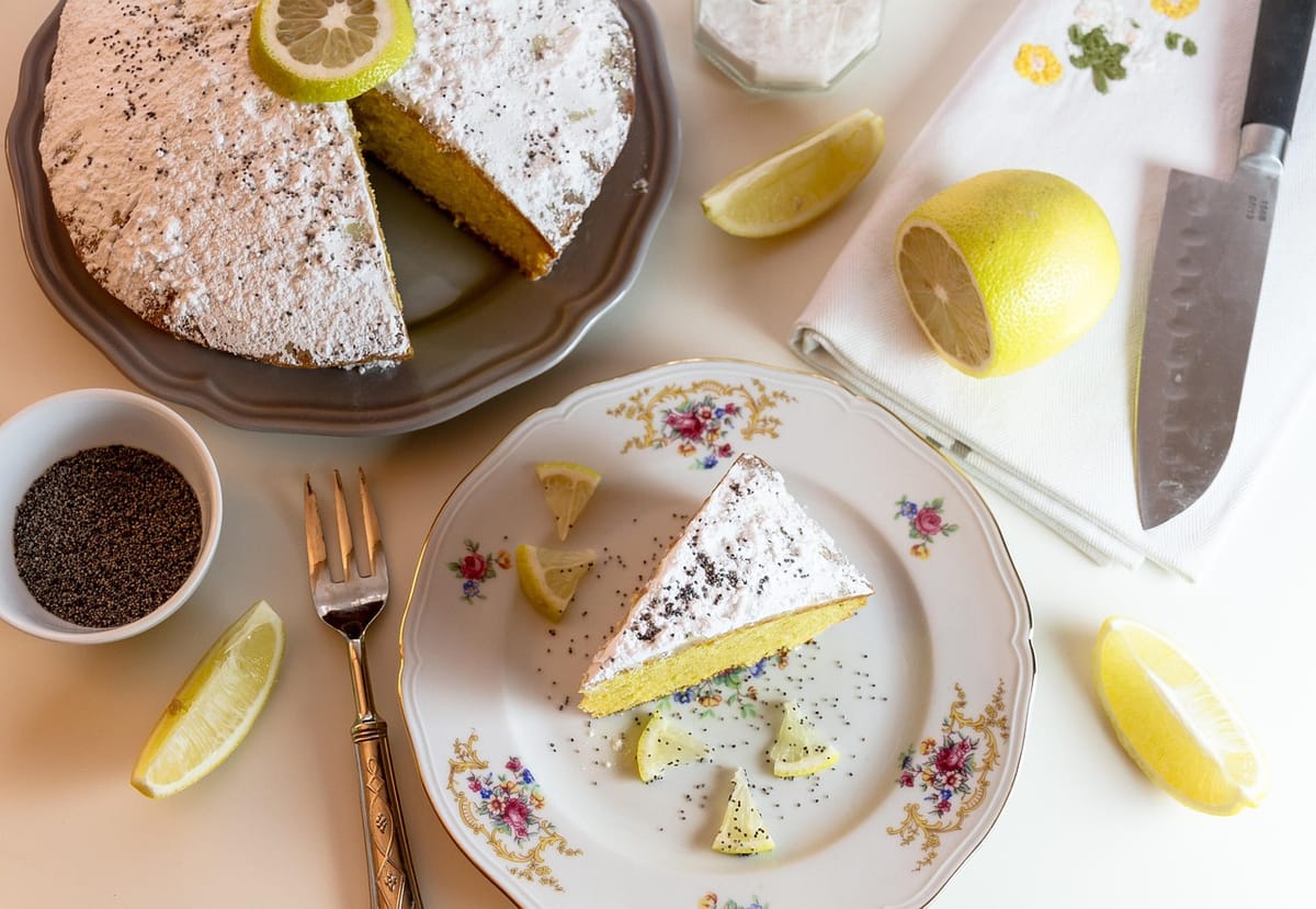 Lemon olive oil cake